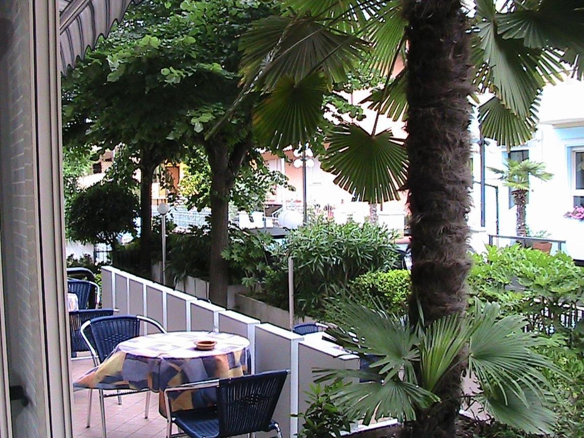 Hotel Universo Rimini Ngoại thất bức ảnh